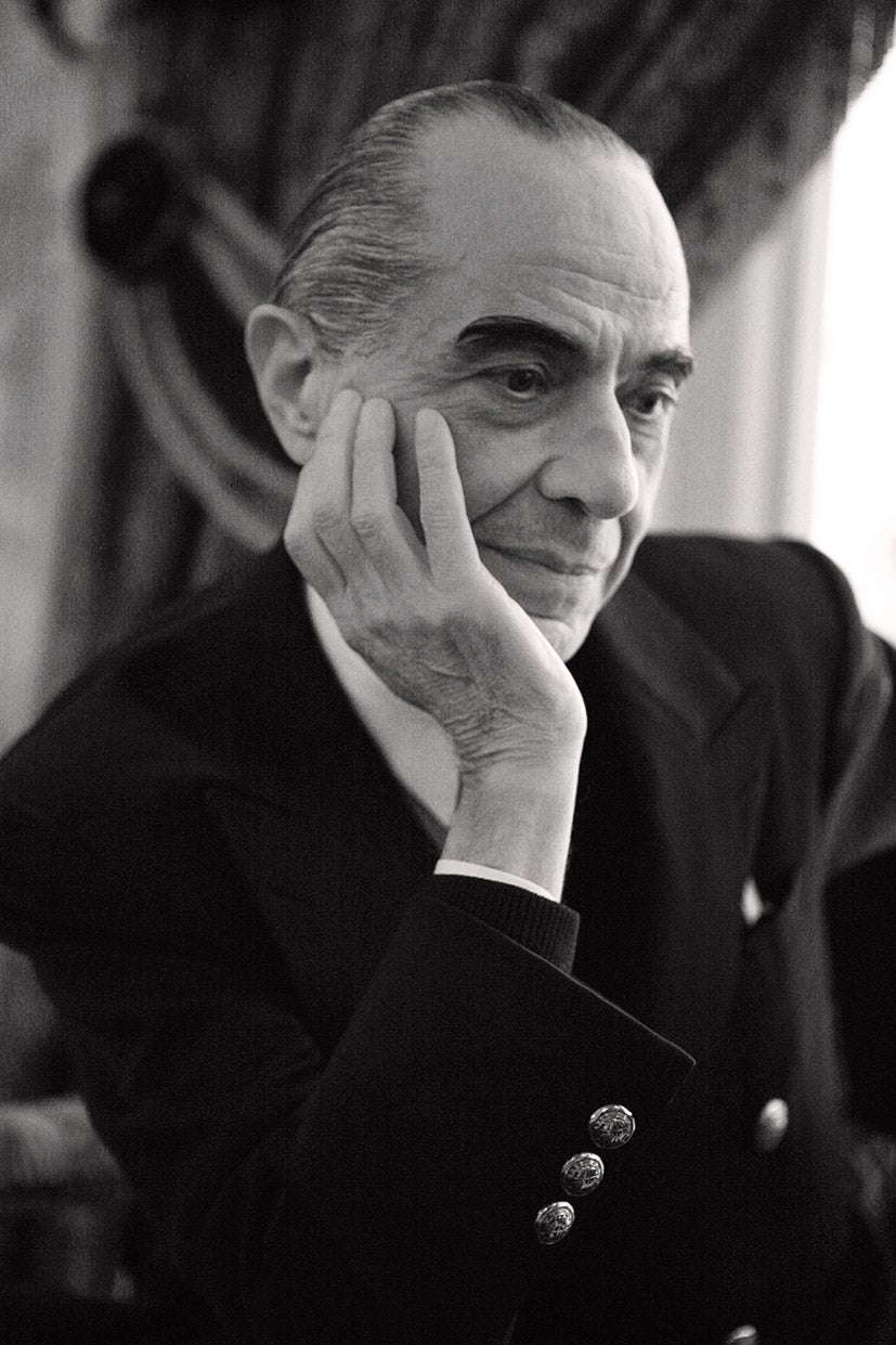 Ese diente, que se cae y marca el fin de la niñez, huele a incienso, vainilla almendra y, cómo no, a notas lácteas.