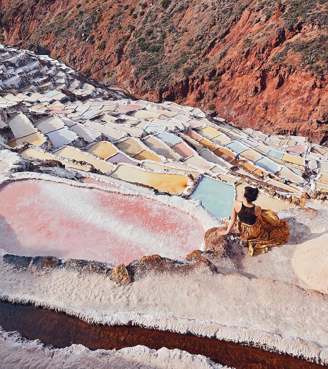 Sufrir un auténtico 'síndrome de Stendhal' al ver los colores de la Salinera de Maras.