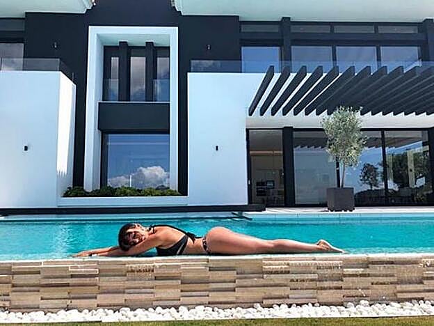 Georgina Rodríguez dedica una foto en su cuenta de Instagram a todos sus 'haters'.