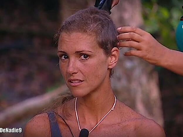María Jesús Ruiz se rapó el pelo a cambio de comida, en 'Supervivientes 2018'.