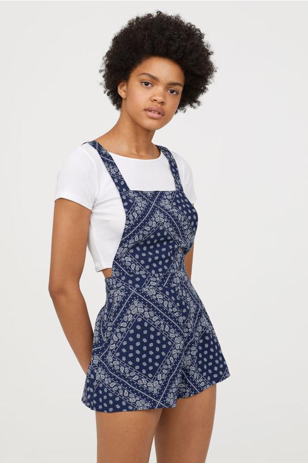 Peto corto con estampado palestino, 14,99 euros.