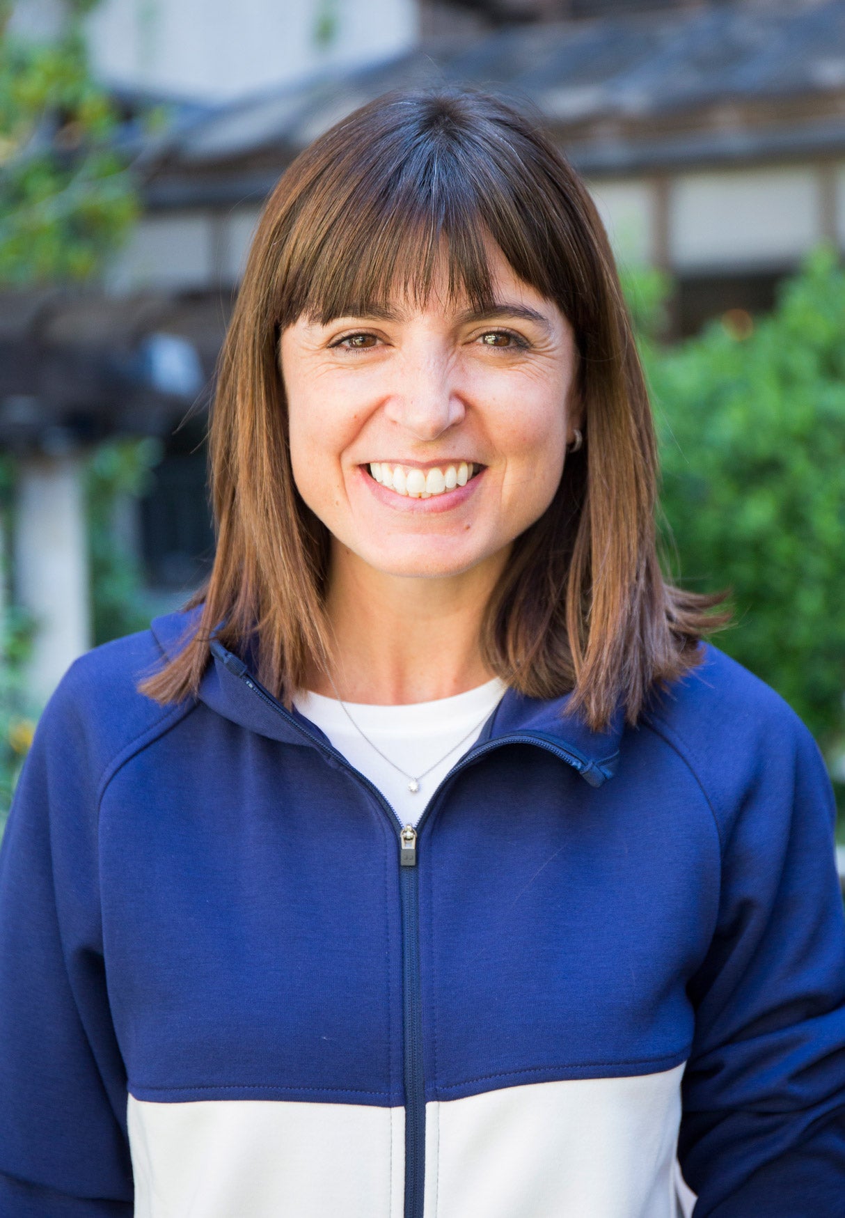 La periodista Cristina Mitre (autora de ‘Mujeres que corren’, entre otros ) asistió al evento con esta pedazo de sonrisa.