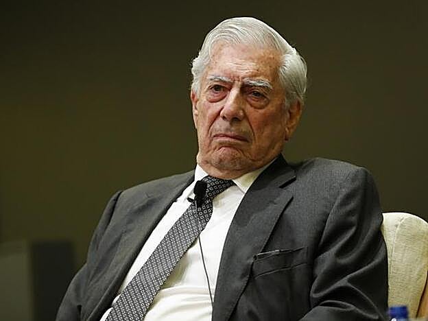 Mario Vargas Llosa se encuentra ingresado en un hospital de Madrid.