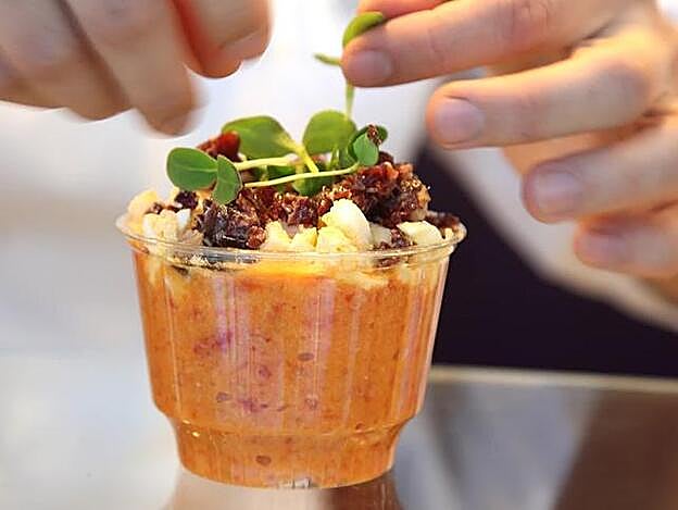 Galería. Pincha en la imagen para apuntar las direcciones de los mejores sitios donde comer salmorejo.