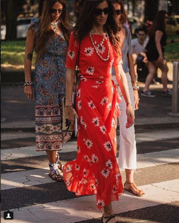 El street style se ha rendido a los peies de sus prendas bohemias pero también sofisticadas (@chiaratotire).