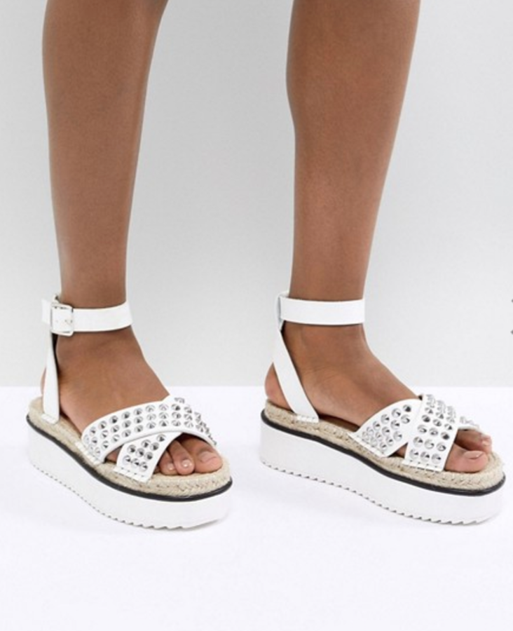 Cómodas y con estilo, estas plataformas de Asos nos encantan. (56,00 euros)