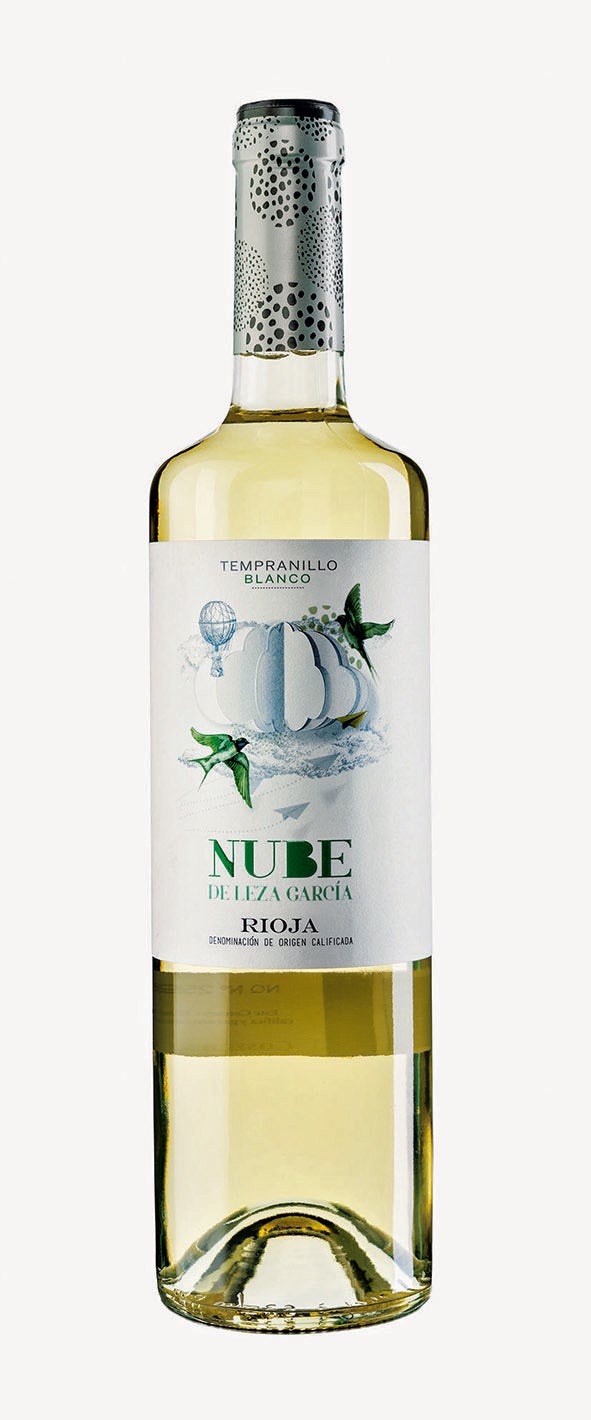 La poco habitual variedad de tempranillo blanco, da un vino original con buen peso de fruta y aromas florales. Con un estilo que transmite tipicidad riojana, fresco y envolvente, posee buena persistencia. Bodegas Leza García (6€).