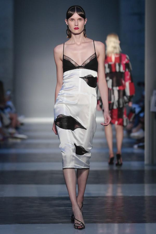 Desfile de Juan Vidal en MBFWM.