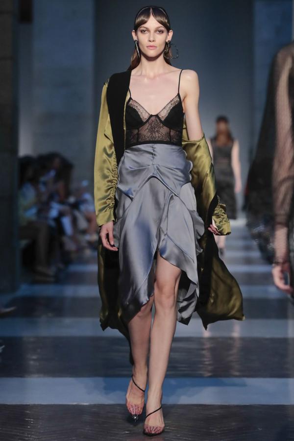 Desfile de Juan Vidal en MBFWM.