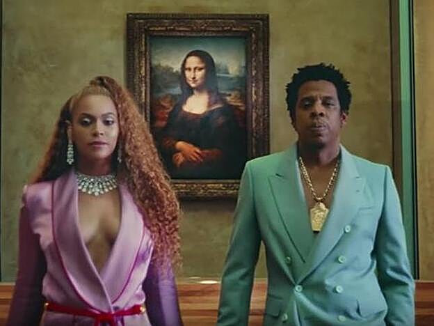 Galería. Videoclip de Apeshit junto a su marido, Jay Z. Pincha en la imagen para descubrir lo que significan todos los looks del vídeo.