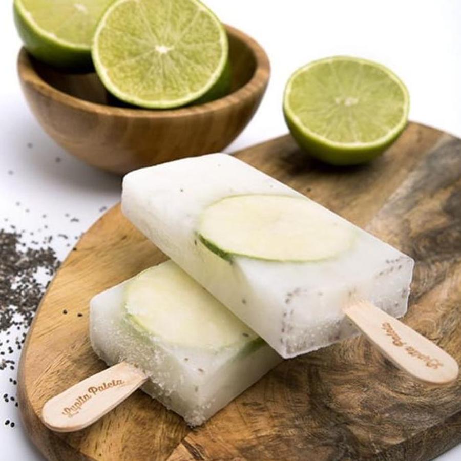 Nace de la ilusión por compartir un tesoro de la gastronomía mexicana: las paletas. Helados naturales elaborados de manera artesanal. Casi todas sus paletas son sin gluten y tienen una gran variedad apta para veganos. Sólo utilizan leche ecológica o de productores que cumplen con normas oficiales de bienestar animal. (Calle Toledo,  81, Madrid)
