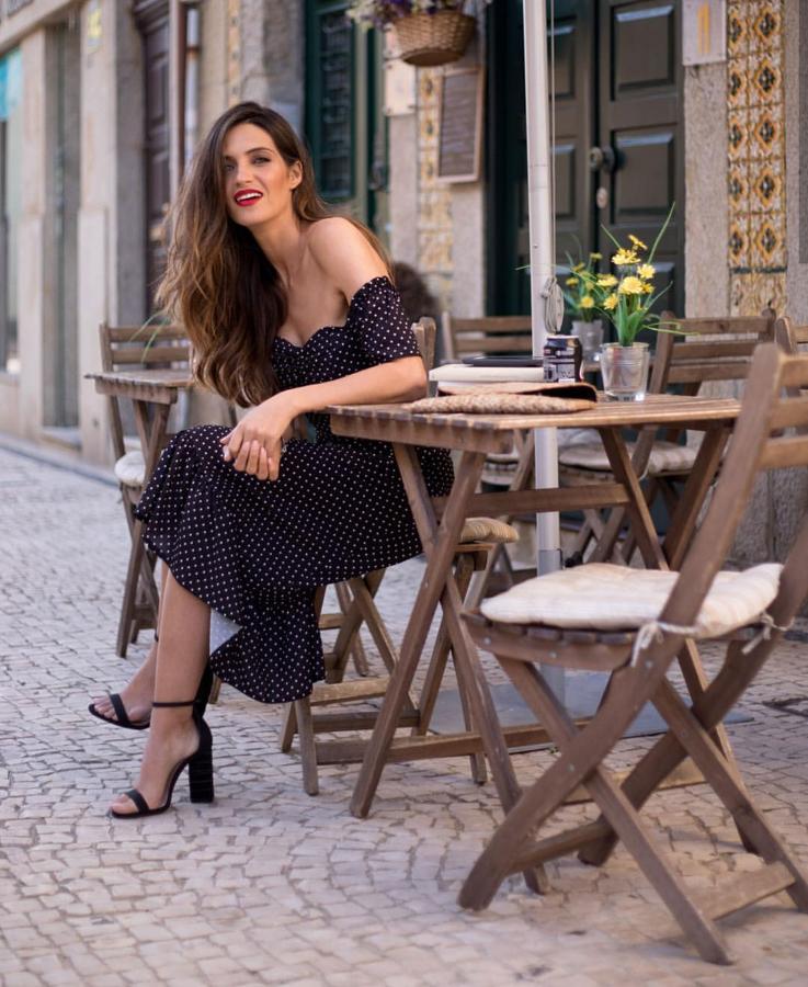 Este ya se ha agotado pero hemos buscado en la web y hay muchas más prendas a las que no podrás resistirte. ¡Toma nota!