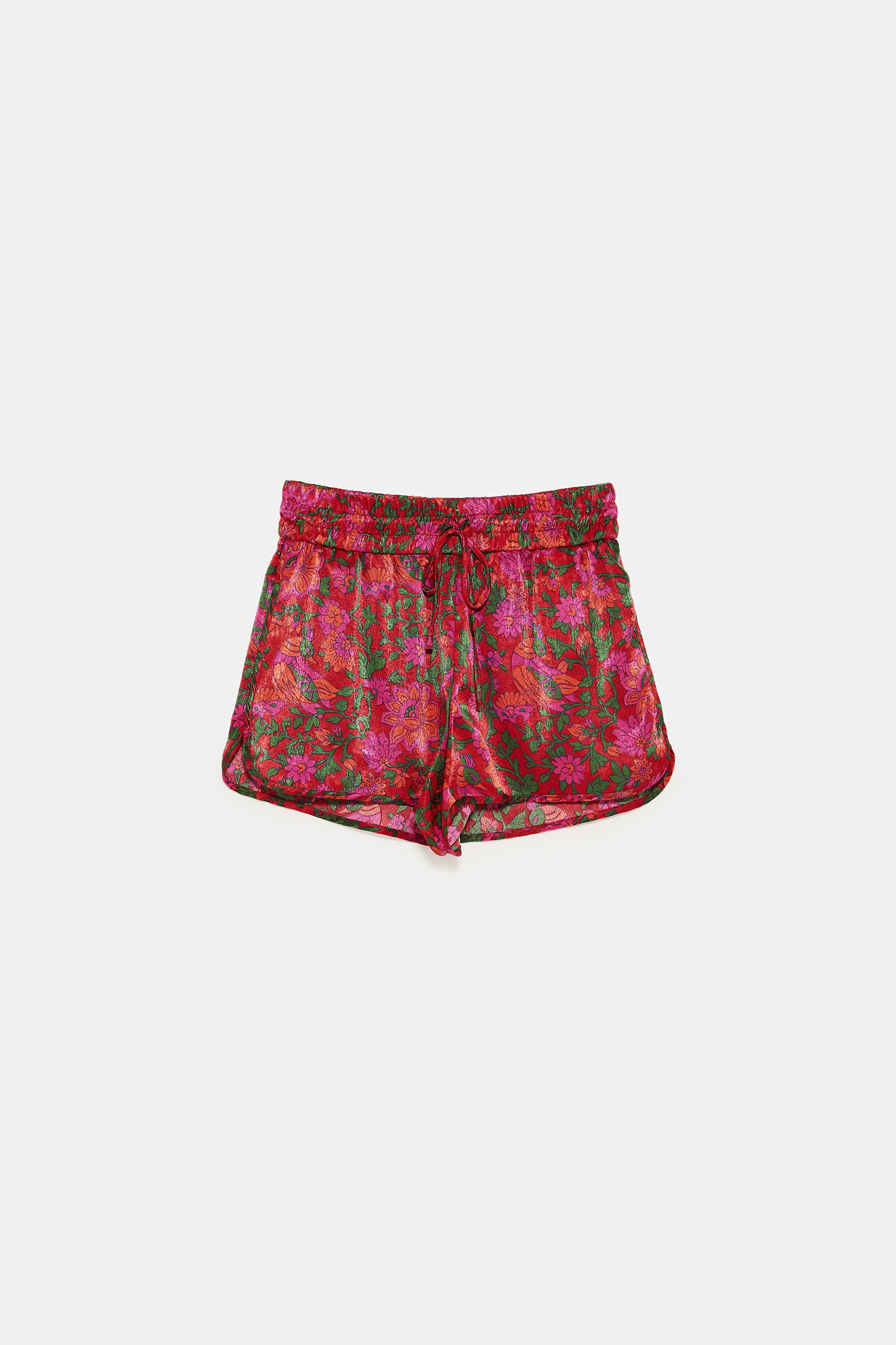 Short con estampado de Zara: 19,95 euros.