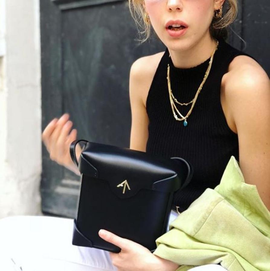 El modelo Mini Prinstine es, sin duda, el más famoso. Este es el básico, en color negro, y se le puede cambiar la correa por una de cadena. Su precio es de 450 euros.