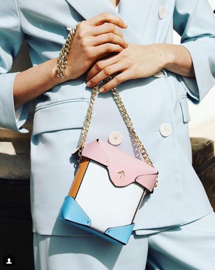 El Mini Prinstine Combok, en tres colores. Su precio es de 480 euros, aunque depende de los materiales y combinacones de pieles.