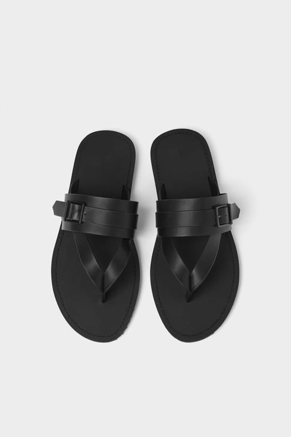 Sandalia combinada, 25,95 euros.