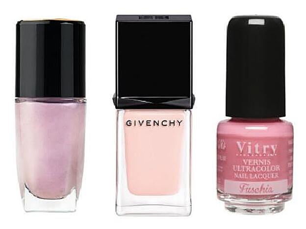 Le Vernis en tono Icing Pink de Lancôme (24,50 €). / Les Vernis en tono Light Pink Perfecto de Givenchy (24 €). / Vernis Ultracolor en tono Fuschia de Vitry (c.p.v.).