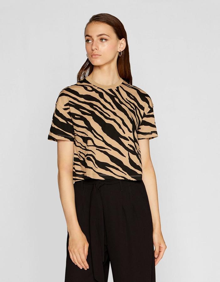 Camiseta de Stradivarius (5,99 euros).