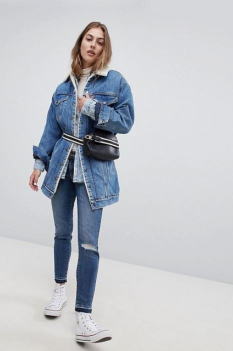 Estilo camionero. Con forro invernal de boreguillo, de Levi's (139,99 euros).