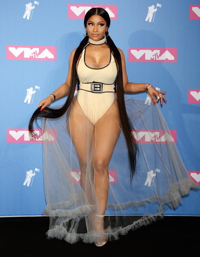 No sabemos bien cómo describir este ¿vestido? de Off-White de Nicky Minaj-