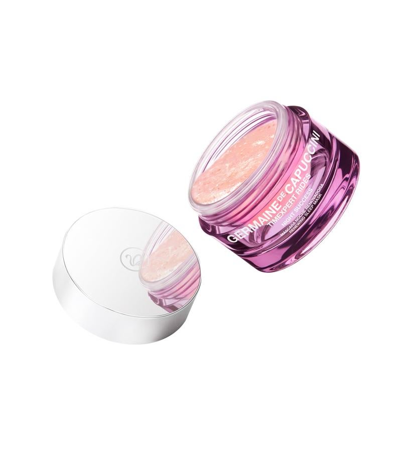 Esta mascarilla-gel transparente de textura ligera, actúa durante toda la noche para revela la luminosidad natural de tu rostro al despertar. Ofrece una acción regenerante, reafirmante y antiarrugas.  Night Succes de Germaine de Capuccini  (29 €).