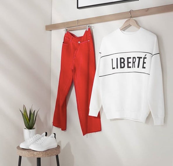 Desde 12 euros puedes lucir este look. Nos parece perfecto para los primeros día de frío...