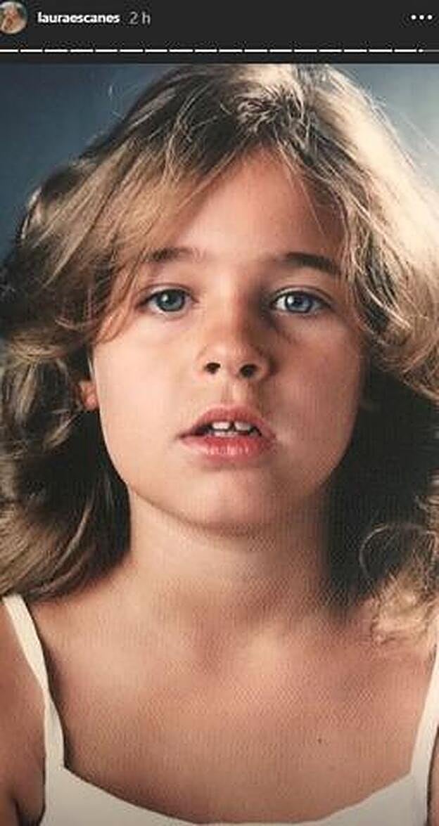 Laura Escanes publica en su cuenta de Instagram una foto suya de pequeña.