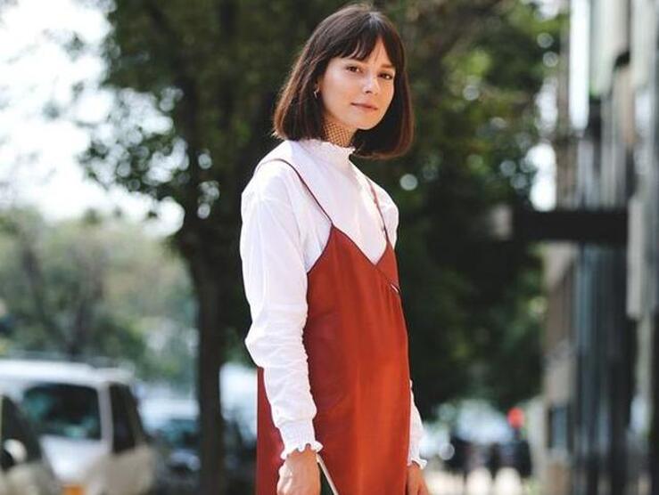 Fotos: El truco para llevar vestido lencero todo el año