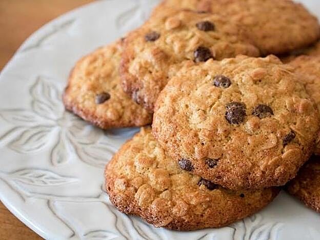 Haz click en la foto para ver el vídeo paso a paso para hacer cookies de avena.