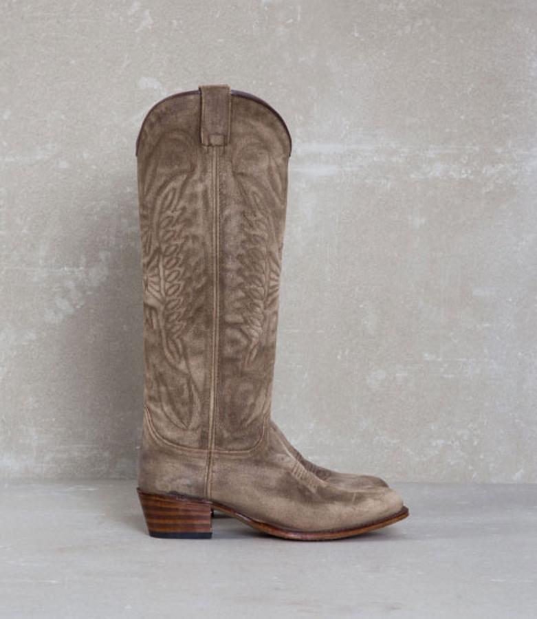 Botas de ante estilo 'cowboy' de Sendra, 280 euros.
