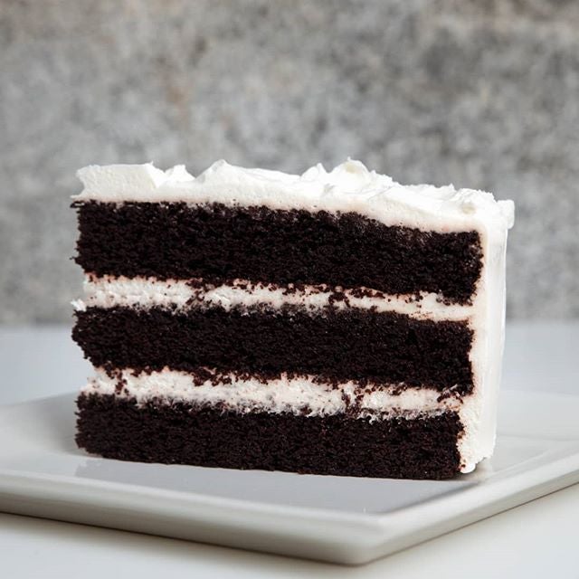 Tarta de chocolate con cerveza Guinness y nata. La puedes encontrar en Sweet Brothers Cake, especialistas en tartas de todos los sabores.Calle de Hortaleza, 33 (Madrid).