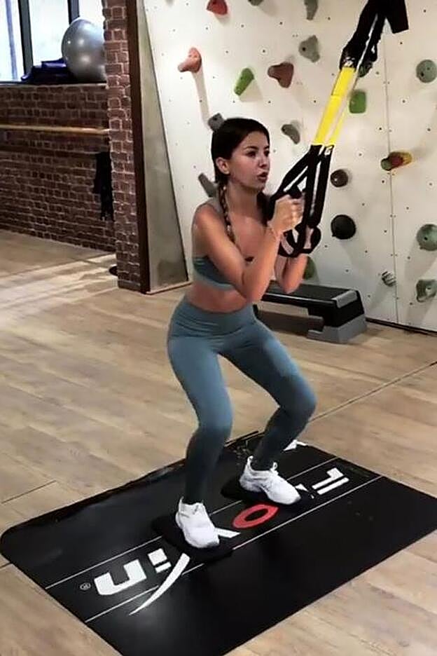 Alexandra Pereira escogió este conjunto deportivo de Adidas en varias ocasiones.