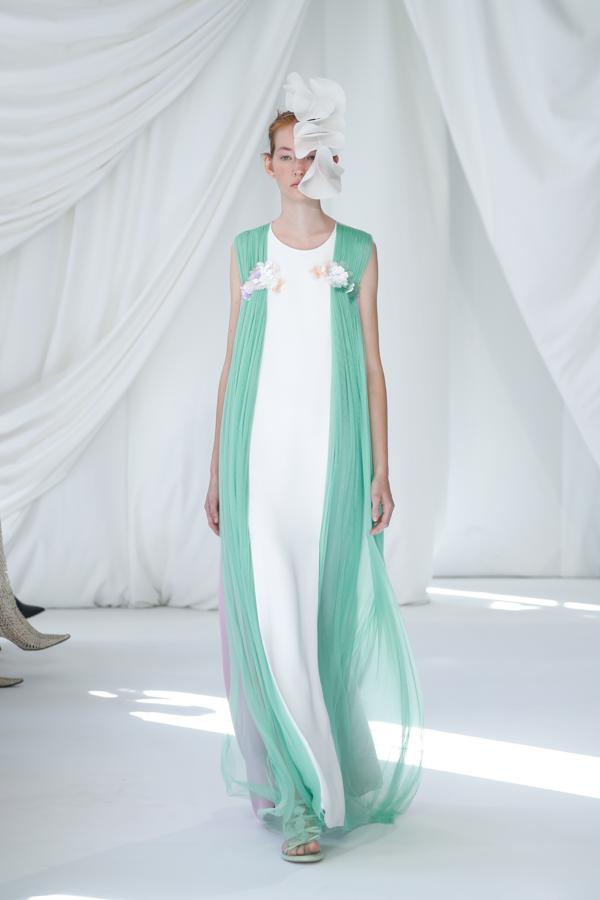 Josep Font, director creativo de Delpozo, ha cambiado su desfile de Nueva York y ahora sus propuestas las podremos ver sobre la pasarela inglesa.