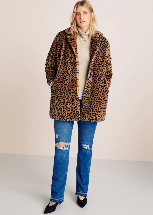 Para las más atrevidas, de pelo (Mango, 89,99 euros). Queda fantástico con un sencillo look de vaqueros y camisa blanca.