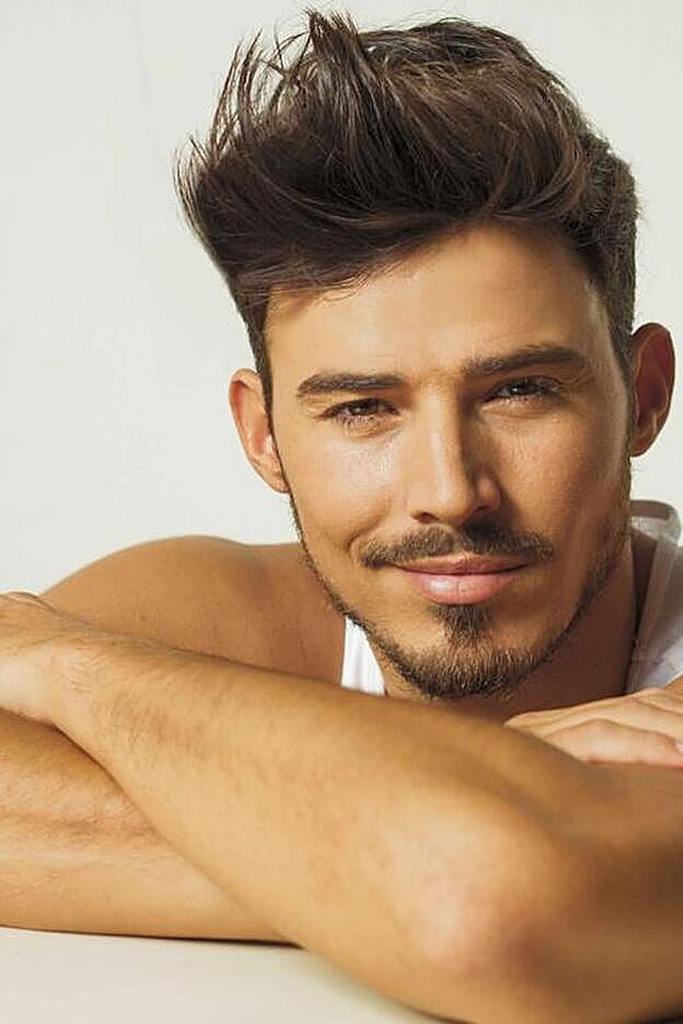 Ángel Capel en una imagen de su nuevo tema.