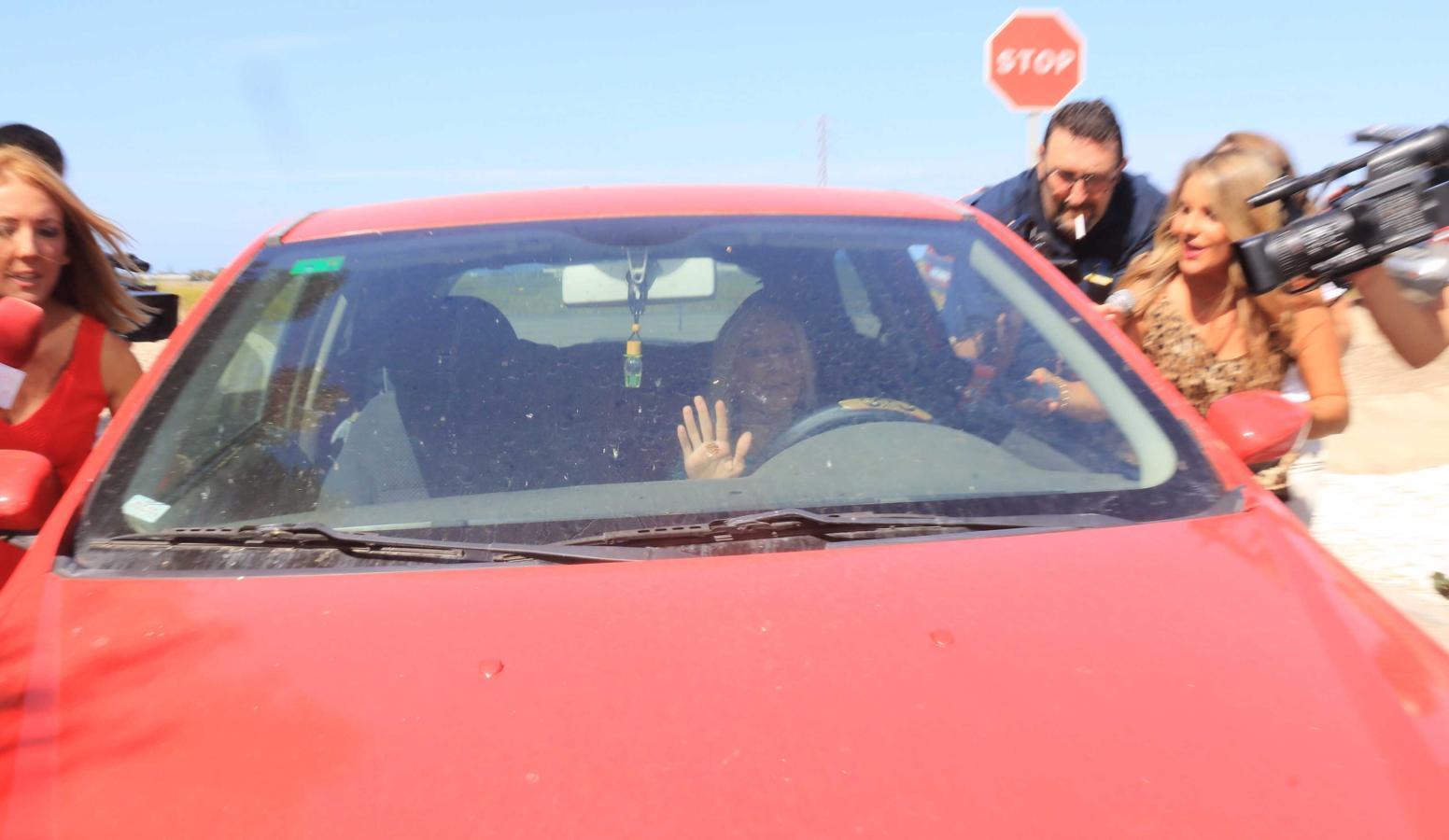 La novia de José Fernando y madre de su único hijo acudió sin la compañía del hijo del torero.