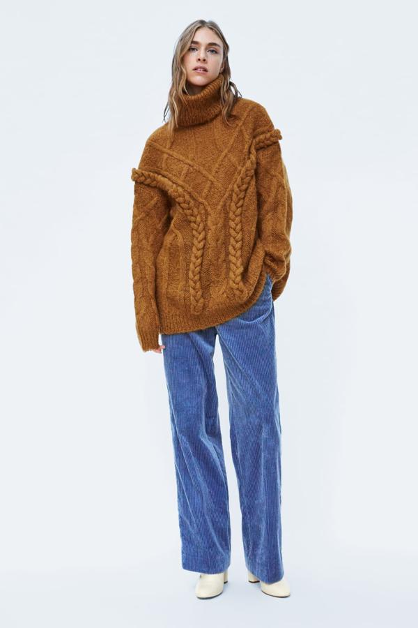 Un paso más allá de los clásicos ochos y un color perfecto para contrastar con cualquier otro (Zara, 49,95 euros).