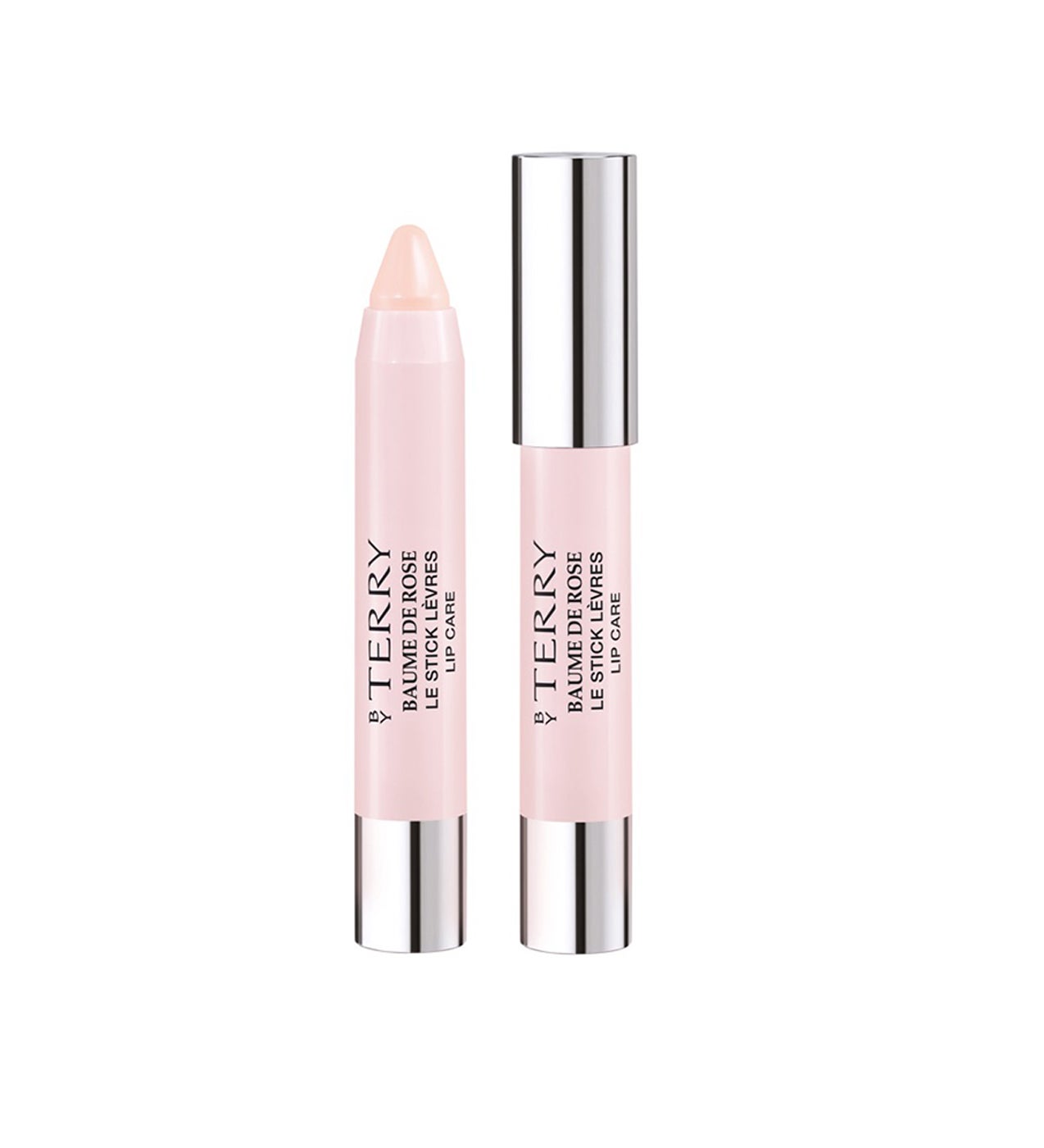 La forma precisa y ergonómica de este lápiz de labios en stick, para guardar en tu bolso o bolsillo, se adapta perfectamente a los labios y su contorno, garantizando en un solo gesto, un resultado impecable y un brillo radiante para mimar los labios. Una manera rápida, fácil y efectiva de mantener tus labios aterciopelados, suaves y seductoramente suaves. (28 €).