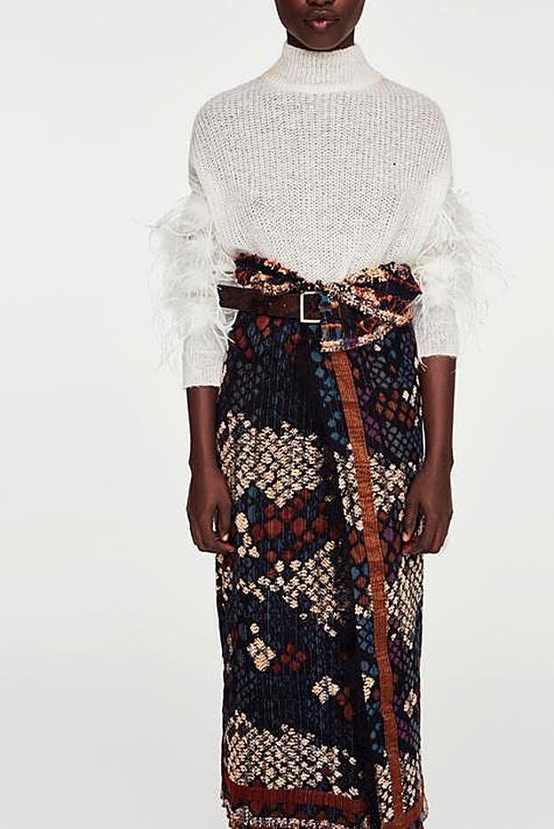 Bufanda de Uterqüe por 79 euros.