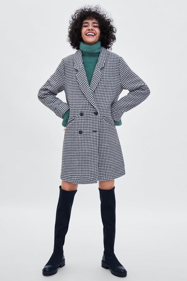 Abrigo con cuello en pico y bolsillos frontales, 69,95.