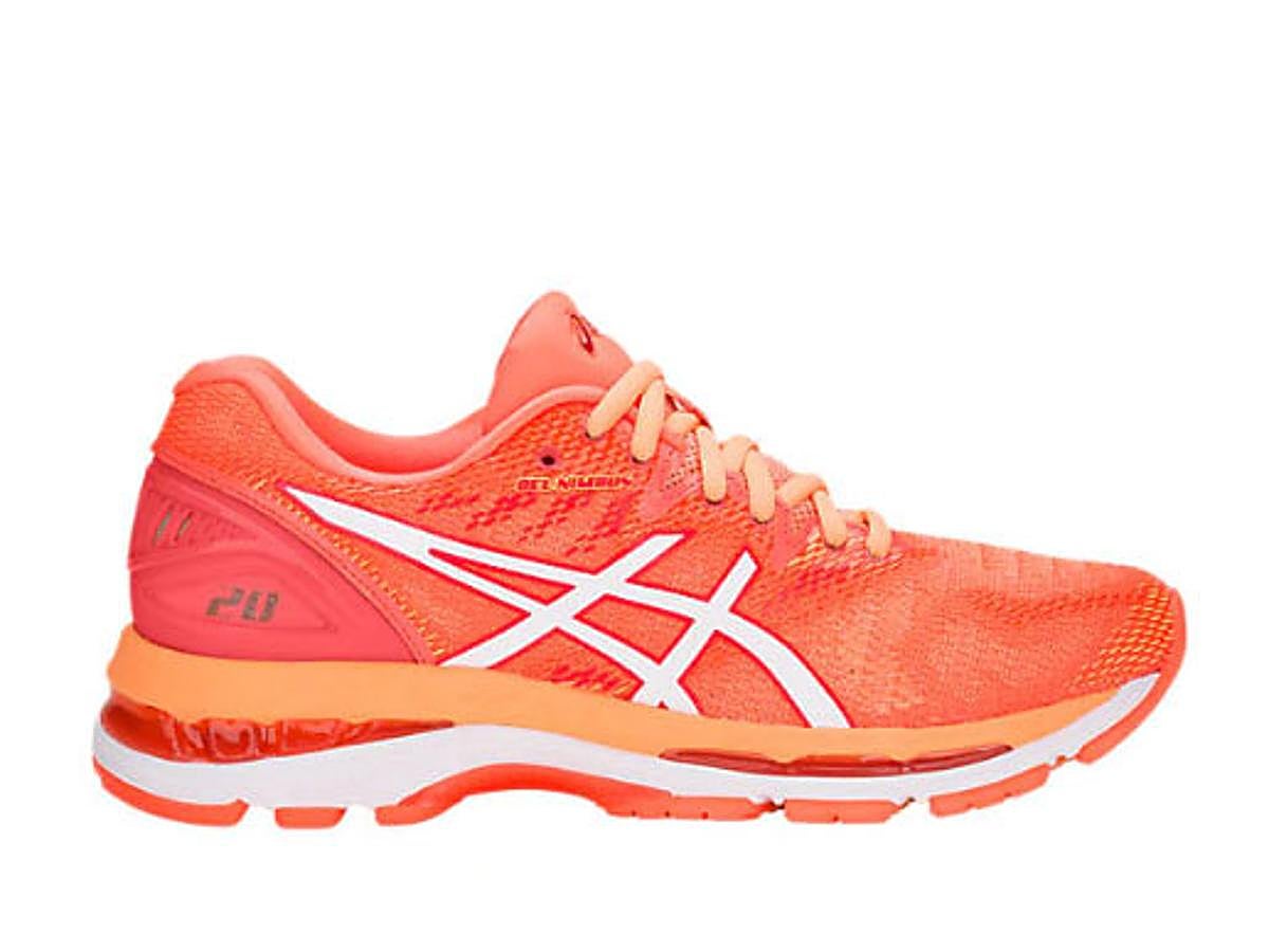 Este modelo es un referente mundial en amortiguación y comodidad. Y es que su material es todo ligereza. Son ideales para corredores neutros y se encuentran entre las mejores zapatillas 'running' 2018.