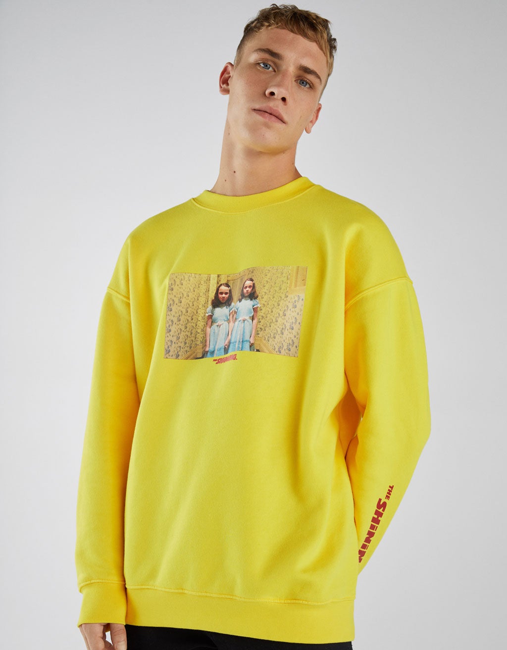 Sudadera ‘El resplandor’ de Bershka: 24,99 euros.
