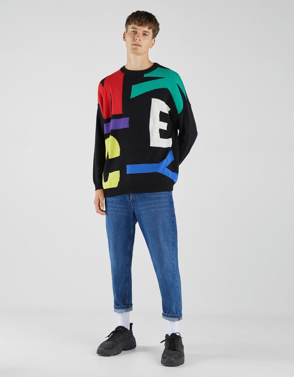 Jersey oversize de Mickey: 29,99 euros en Bershka.