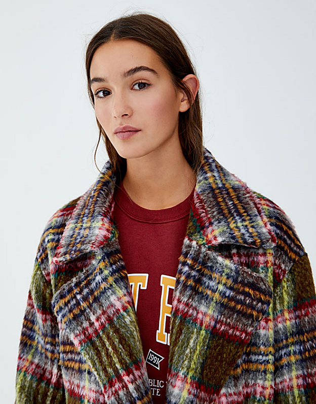 El abrigo no llega a los 70 euros.