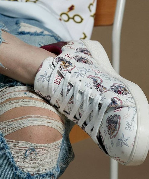Deportivas de Harry Potter de Primark: 16 euros.