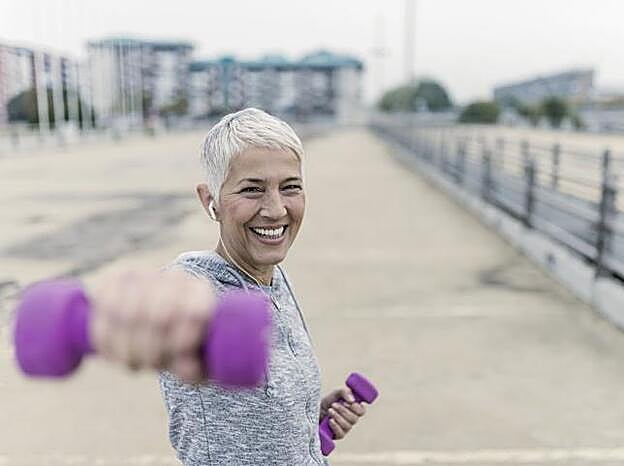 El deporte te ayudará a disminuir la fatiga, solucionar los problemas de sueño y a mejorar el estado de ánimo