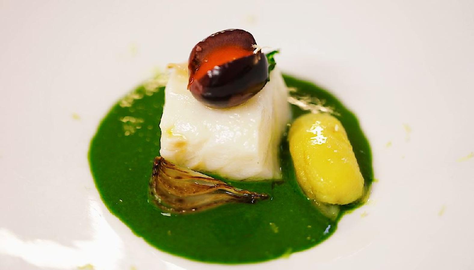 Eddy Melo, chef ejecutivo de AKLA, en el Intercontinental de Lisboa, prevé que "este sencillo, pero sabroso ingrediente va a resultar muy importante en el mundo de la gastronomía durante 2019 y lo encontraremos por todas partes". Y es que, prosigue, "utilizadas en la cocina asiática durante siglos, las algas representan una propuesta saludable que aporta sabor como ningún otro y que no resulta sencillo de imitar con otros condimentos".