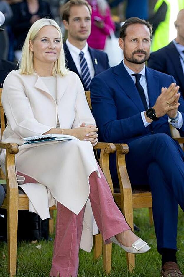 La princesa Mette-Marit ha confesado que lleva luchando contra esta enfermedad varios años.