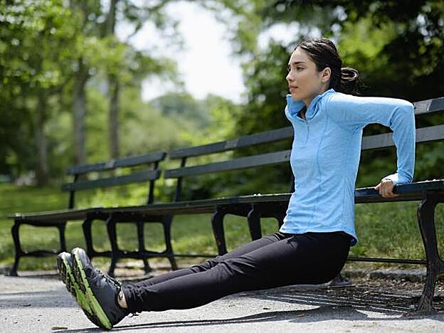 Este ejercicio es perfecto para reforzar la musculatura, aumentar la resistencia y eliminar la flacidez.