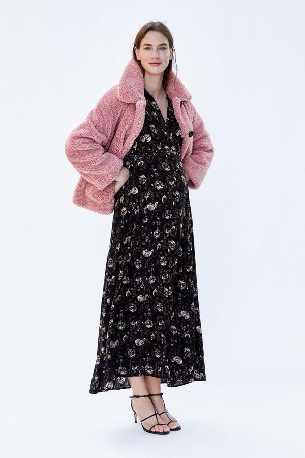 Cazadora de borreguillo amplia, 49,95 euros.